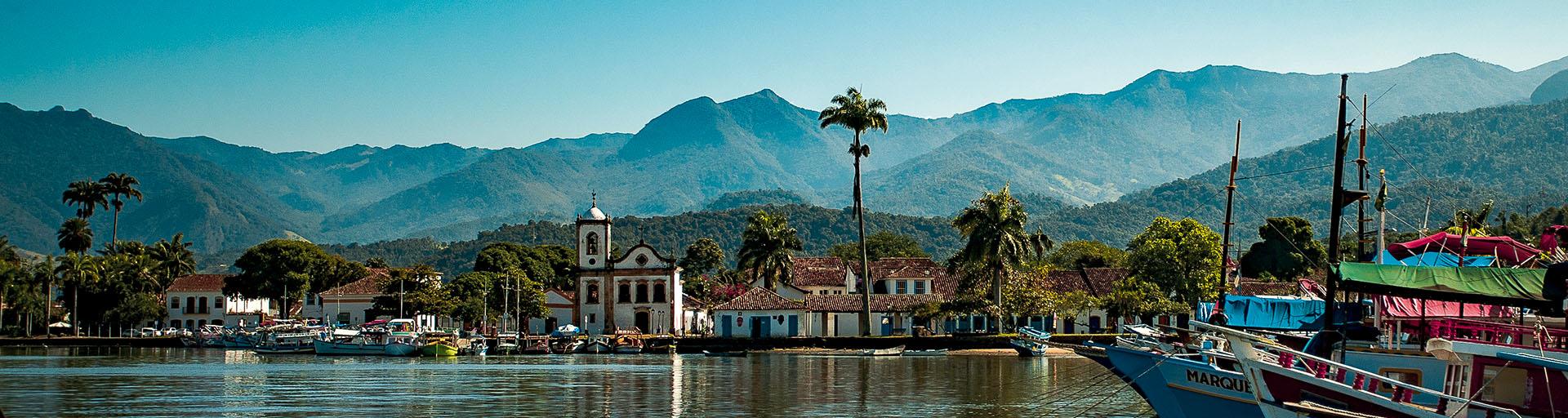 Paraty, um dos 16 Patrimônios do Brasil reconhecidos pela UNESCO.