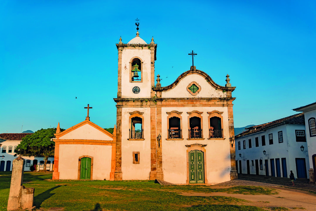 Paraty, um dos 16 Patrimônios do Brasil reconhecidos pela UNESCO.