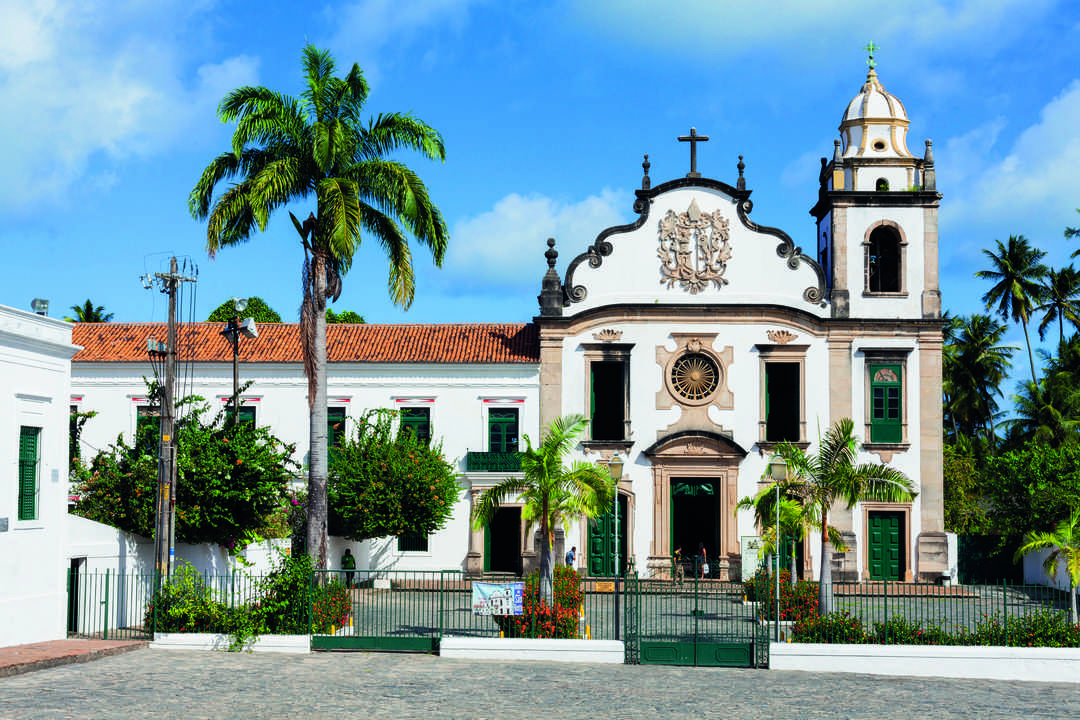 O Centro Histórico de Olinda, um dos 16 Patrimônios do Brasil reconhecidos pela UNESCO.